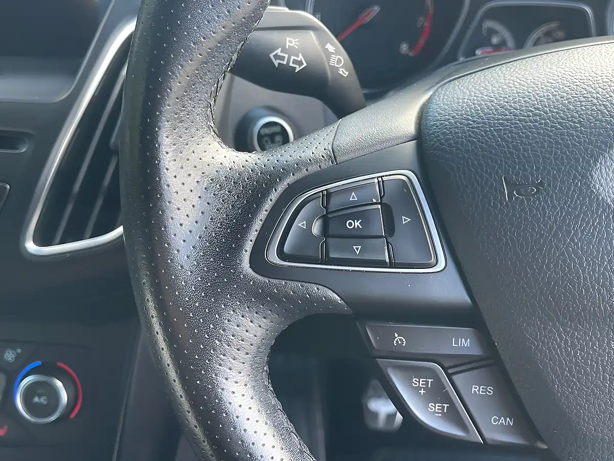 Used 2017 Ford Focus ST-3 Grey - Interior and Exterior details 17