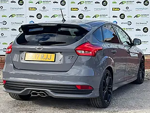 Used 2017 Ford Focus ST-3 Grey - Interior and Exterior details 9
