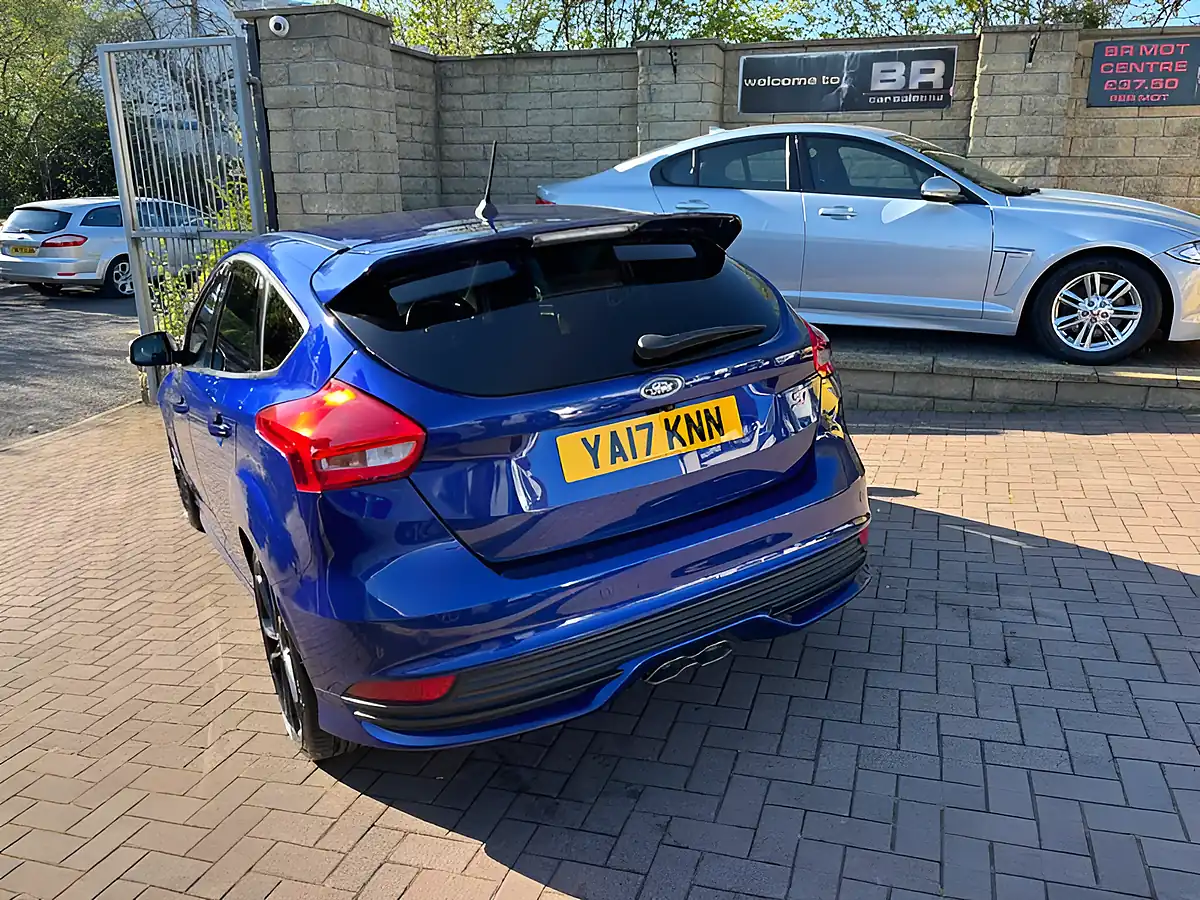 Used 2017 Ford Focus ST-3 Performance Blue - Interior and Exterior details 10