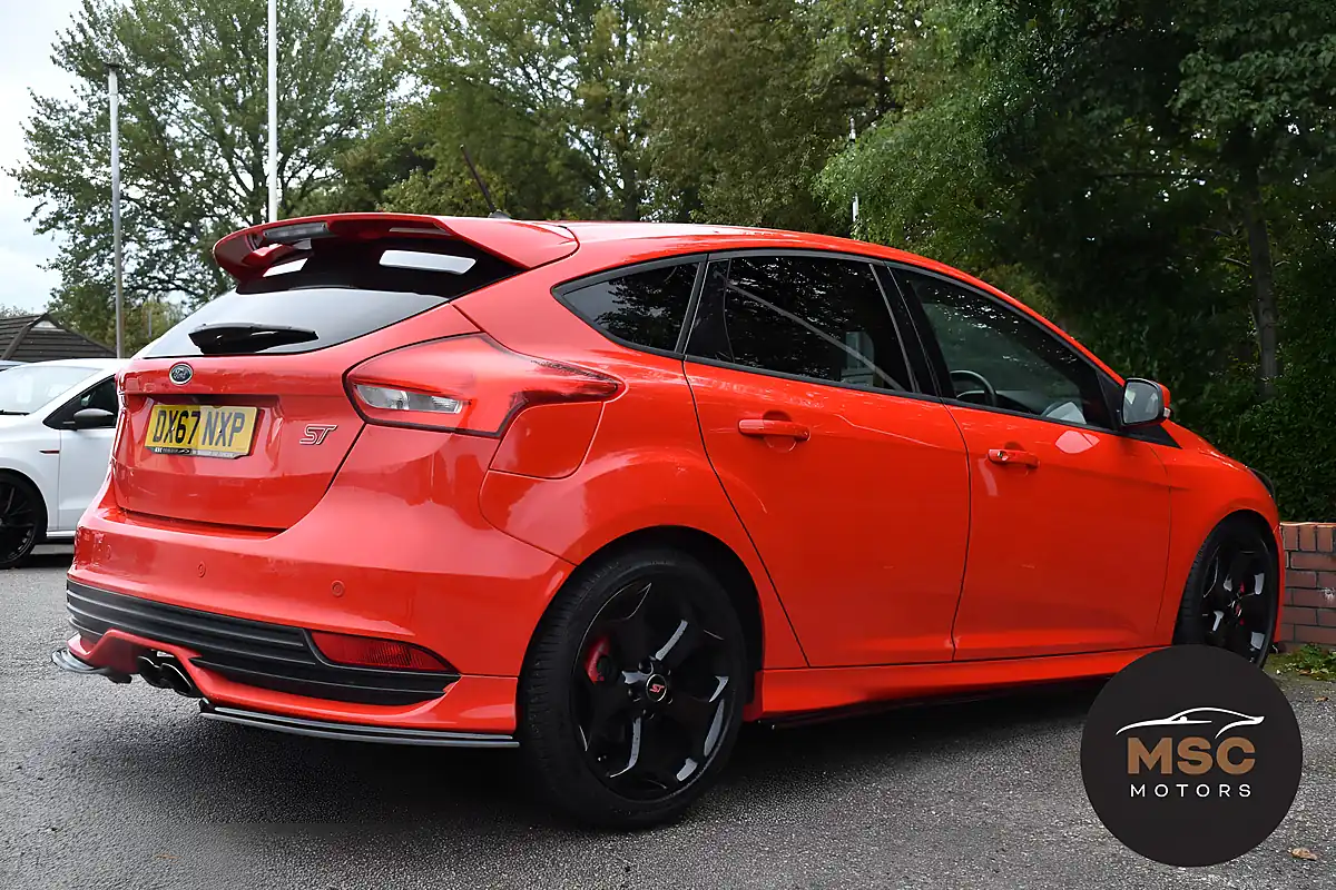 Used 2017 Ford Focus ST-3 Race Red - Interior and Exterior details 11