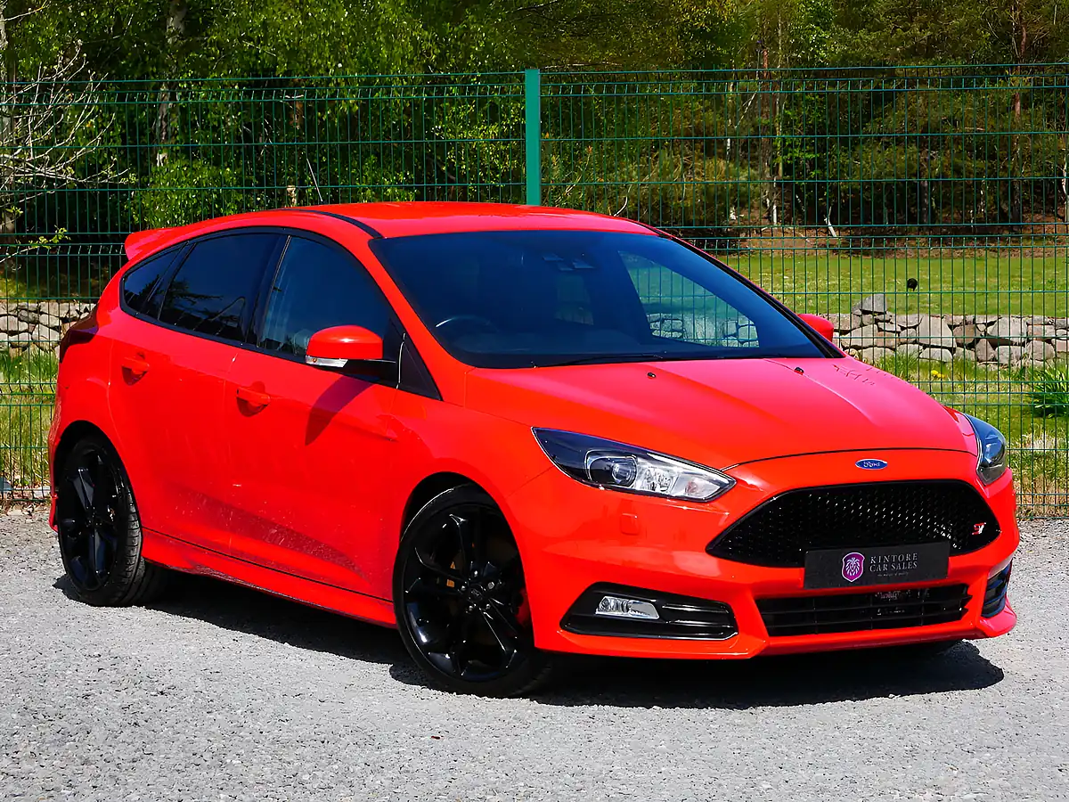 Used 2017 Ford Focus ST-3 Race Red - Front View