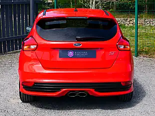 Used 2017 Ford Focus ST-3 Race Red - Interior and Exterior details 10