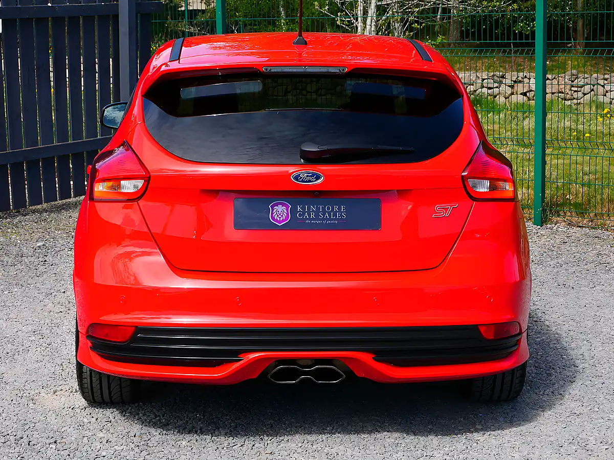 Used 2017 Ford Focus ST-3 Race Red - Interior and Exterior details 10