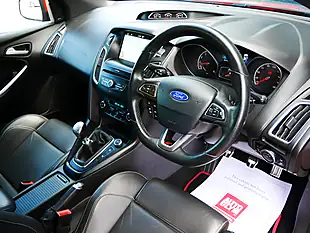 Used 2017 Ford Focus ST-3 Race Red - Interior and Exterior details 12