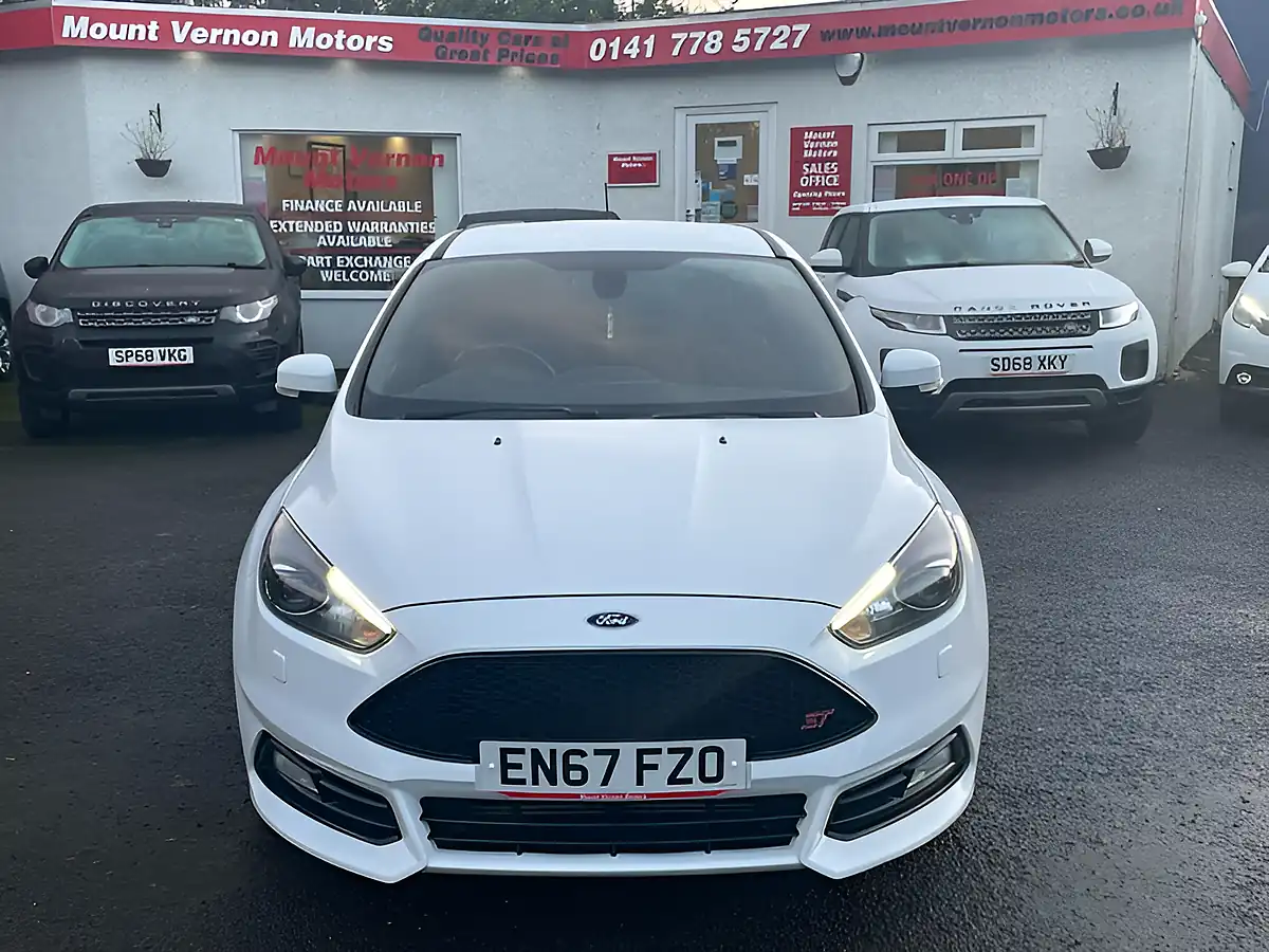 Used 2017 Ford Focus ST-3 White - Interior and Exterior details 10