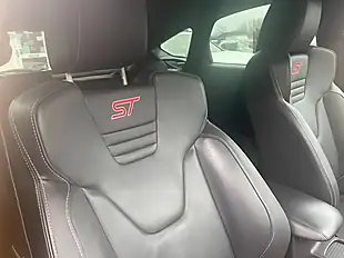 Used 2017 Ford Focus ST-3 Yellow - Interior and Exterior details 17