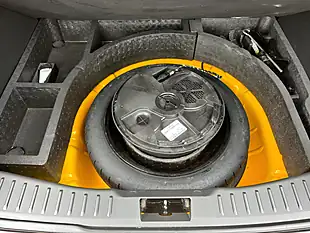 Used 2017 Ford Focus ST-3 Yellow - Interior and Exterior details 18