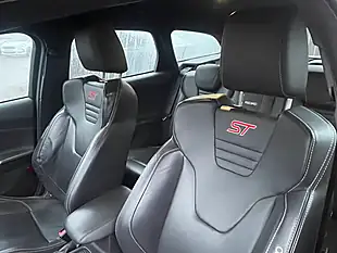 Used 2017 Ford Focus ST-3 Yellow - Interior and Exterior details 11