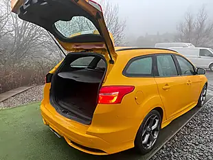 Used 2017 Ford Focus ST-3 Yellow - Interior and Exterior details 15