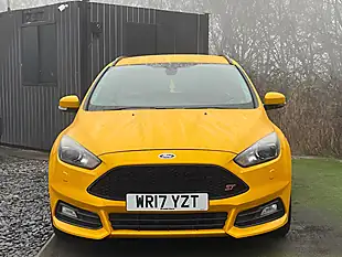 Used 2017 Ford Focus ST-3 Yellow - Interior and Exterior details 2