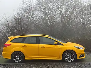 Used 2017 Ford Focus ST-3 Yellow - Interior and Exterior details 3