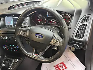 Used 2017 Ford Focus ST-3 Yellow - Interior and Exterior details 18