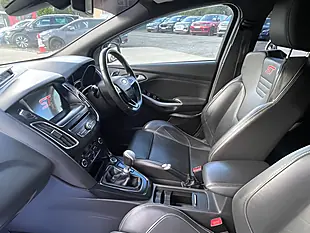 Used 2017 Ford Focus ST-3 Yellow - Interior and Exterior details 13
