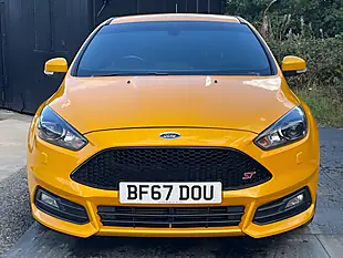 Used 2017 Ford Focus ST-3 Yellow - Interior and Exterior details 2