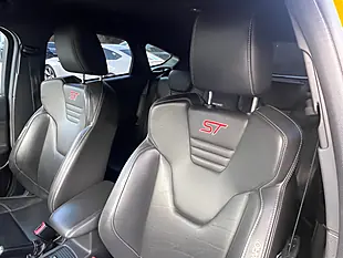 Used 2017 Ford Focus ST-3 Yellow - Interior and Exterior details 9