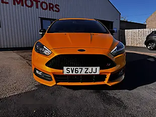 Used 2017 Ford Focus ST-3 Yellow - Interior and Exterior details 9