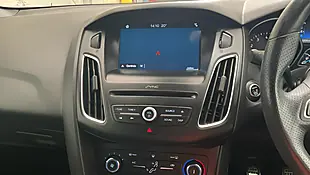 Used 2017 Ford Focus ST-Line Black Black - Interior and Exterior details 11