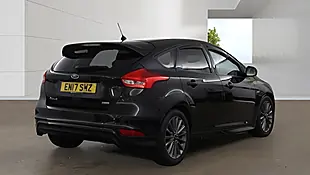 Used 2017 Ford Focus ST-Line Black Black - Interior and Exterior details 4