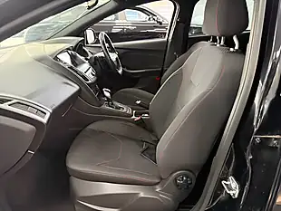 Used 2017 Ford Focus ST-Line Black - Interior and Exterior details 11