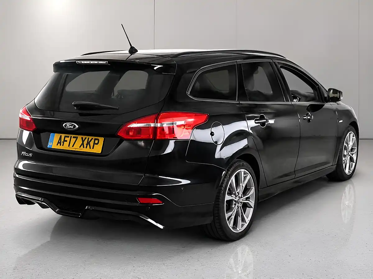 Used 2017 Ford Focus ST Line Black - Interior and Exterior details 6