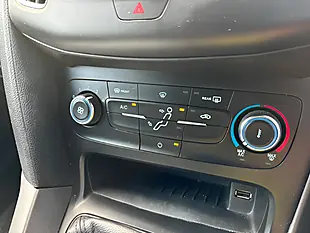 Used 2017 Ford Focus ST-Line Black - Interior and Exterior details 14