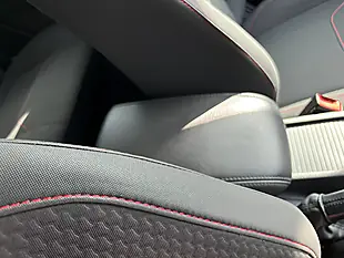 Used 2017 Ford Focus ST-Line Black - Interior and Exterior details 16