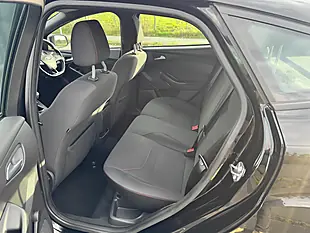 Used 2017 Ford Focus ST-Line Black - Interior and Exterior details 17