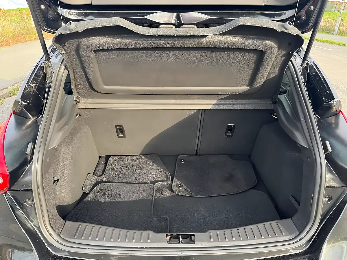 Used 2017 Ford Focus ST-Line Black - Interior and Exterior details 20