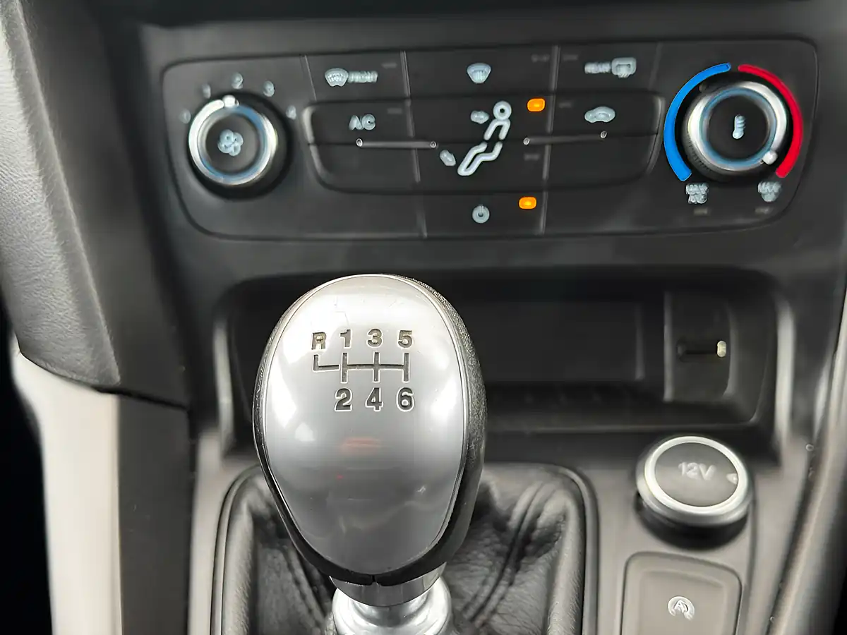 Used 2017 Ford Focus ST-Line Black - Interior and Exterior details 19