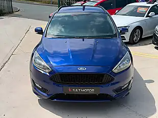 Used 2017 Ford Focus ST-Line Blue - Interior and Exterior details 3
