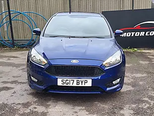 Used 2017 Ford Focus ST-Line Blue - Interior and Exterior details 2