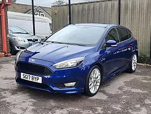 Used 2017 Ford Focus ST-Line Blue - Interior and Exterior details 3