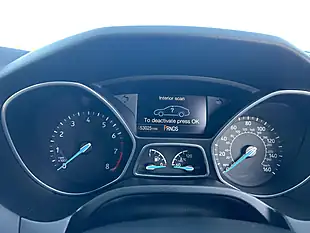 Used 2017 Ford Focus ST-Line Blue - Interior and Exterior details 11
