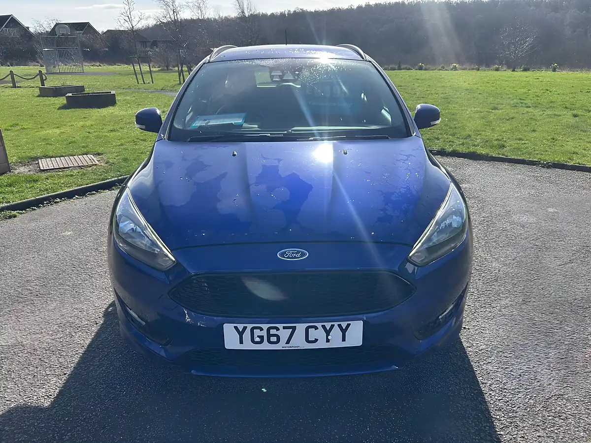 Used 2017 Ford Focus ST-Line Blue - Interior and Exterior details 2
