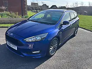 Used 2017 Ford Focus ST-Line Blue - Interior and Exterior details 3