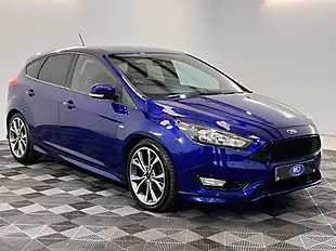 Used 2017 Ford Focus ST-Line Deep Impact Blue - Interior and Exterior details 2