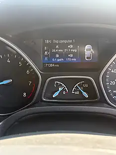 Used 2017 Ford Focus ST-Line Grey - Interior and Exterior details 9