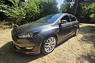 Used 2017 Ford Focus ST-Line Grey - Interior and Exterior details 3