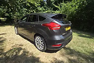 Used 2017 Ford Focus ST-Line Grey - Interior and Exterior details 6