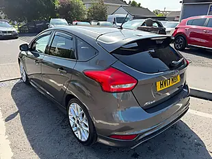 Used 2017 Ford Focus ST-Line Grey - Interior and Exterior details 3