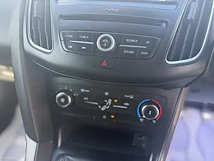 Used 2017 Ford Focus ST-Line Grey - Interior and Exterior details 18