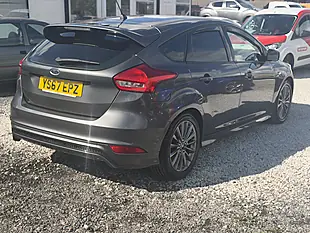 Used 2017 Ford Focus ST-Line Grey - Interior and Exterior details 6