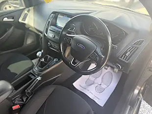 Used 2017 Ford Focus ST-Line Grey - Interior and Exterior details 8