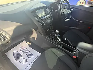 Used 2017 Ford Focus ST-Line Grey - Interior and Exterior details 9