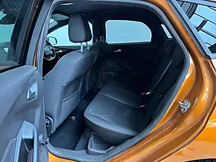 Used 2017 Ford Focus ST-Line Molten Orange - Interior and Exterior details 10