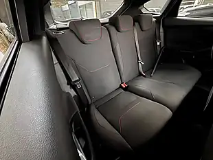 Used 2017 Ford Focus ST-Line Molten Orange - Interior and Exterior details 11