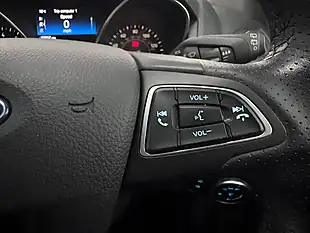 Used 2017 Ford Focus ST-Line Molten Orange - Interior and Exterior details 15
