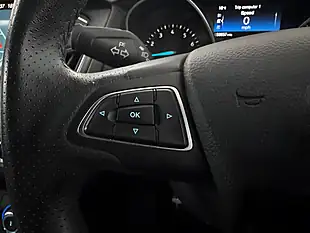 Used 2017 Ford Focus ST-Line Molten Orange - Interior and Exterior details 16
