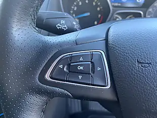 Used 2017 Ford Focus ST-Line Race Red - Interior and Exterior details 12