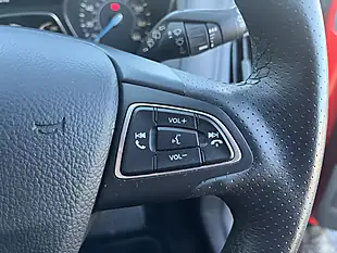 Used 2017 Ford Focus ST-Line Race Red - Interior and Exterior details 13